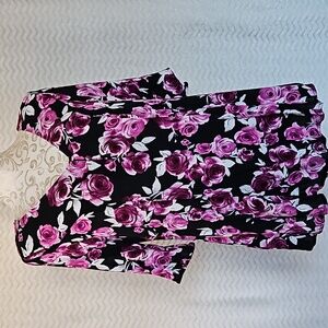 Torrid plus size rose print floral top.